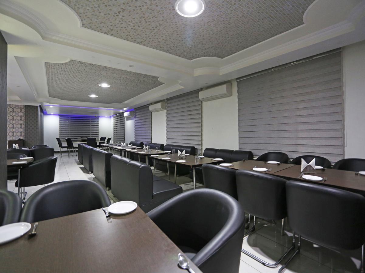 Haldwāni Oyo 4635 Sheetal Hotel מראה חיצוני תמונה